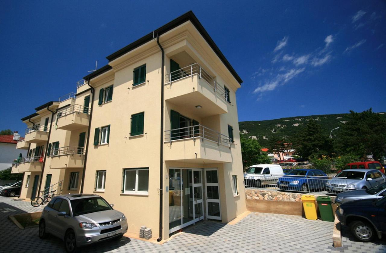 Apartments Happy Stay Center Baska Eksteriør bilde