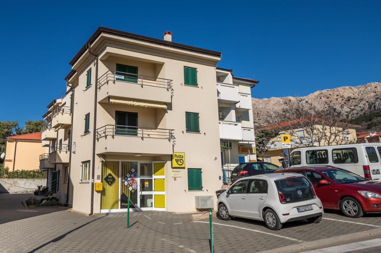 Apartments Happy Stay Center Baska Eksteriør bilde