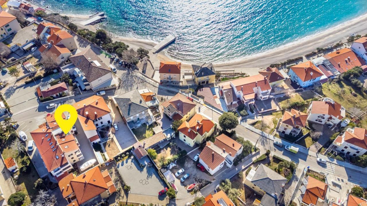 Apartments Happy Stay Center Baska Eksteriør bilde